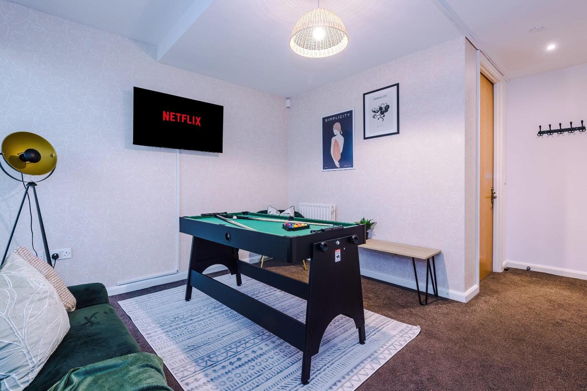 Rest&Recharge At A Spacious Townhouse By The Etihad Villa Manchester Exterior photo